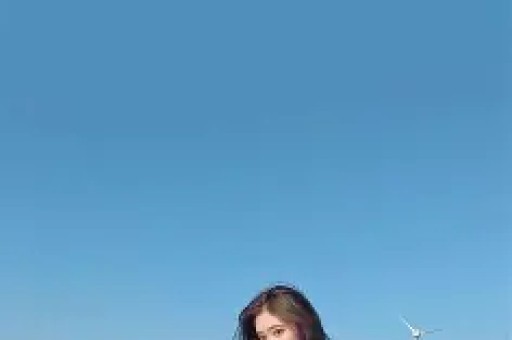 鹿晗关晓彤再登热搜榜百万大V爆料分手内幕女方已开始新恋情